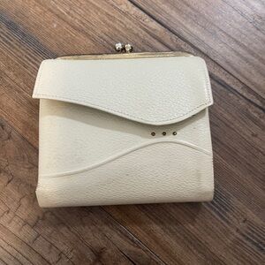 BUXTON vintage bi fold 1960s wallet lady buxton Elegant Cream Clutch